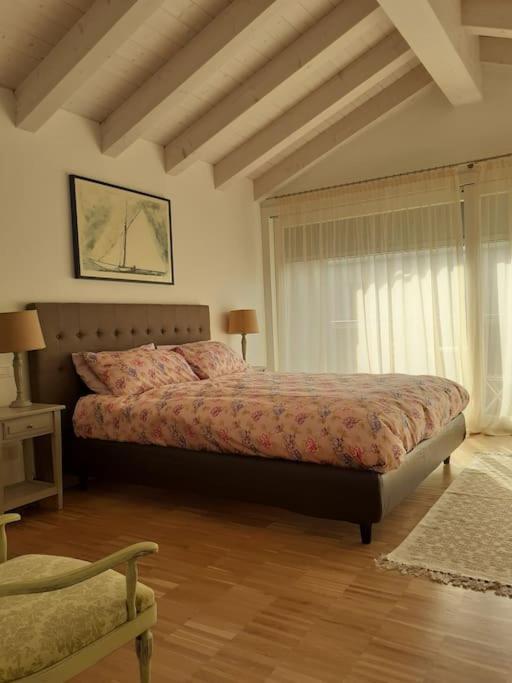 Elegant House With A Garden Apartment Mira Luaran gambar